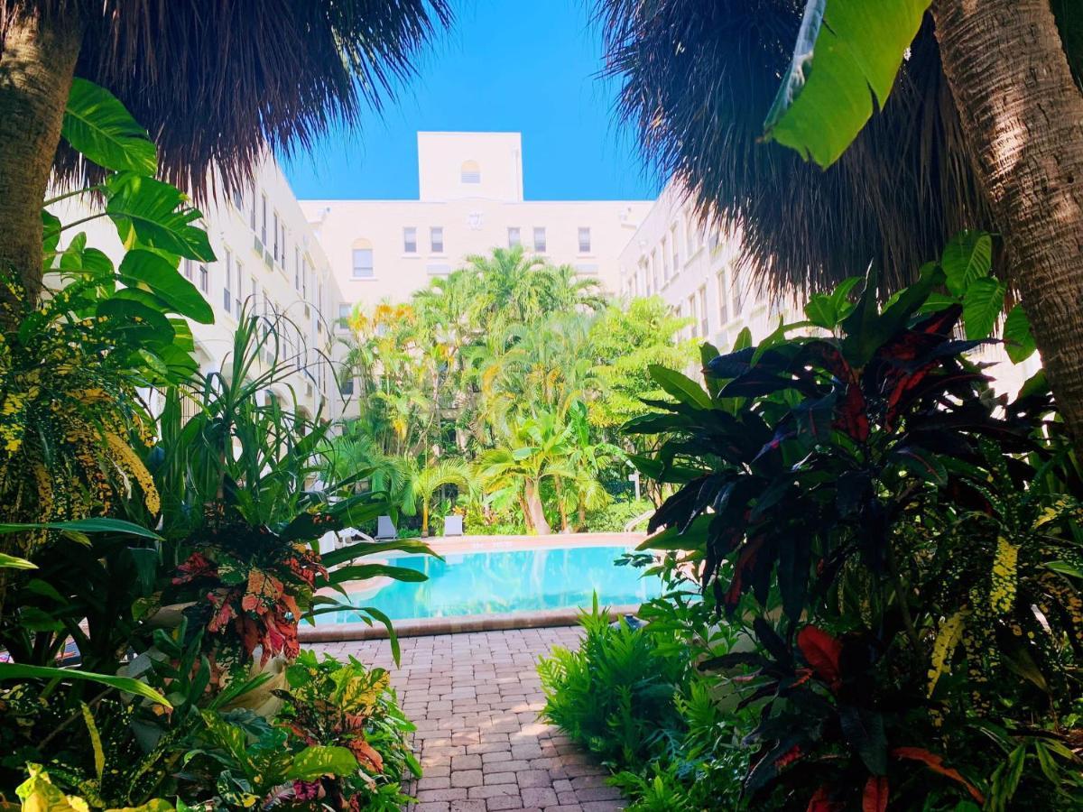 Palm Beach Island Condominiums Bagian luar foto